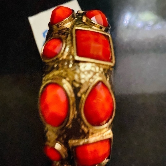 Amrita Singh Shelter Island  coral stones and etched brass bangle bracelet. NWT. - Picture 3 of 7
